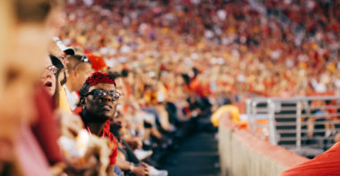 抓饭直播APP下载安装支持安卓iOS随时随地看直播